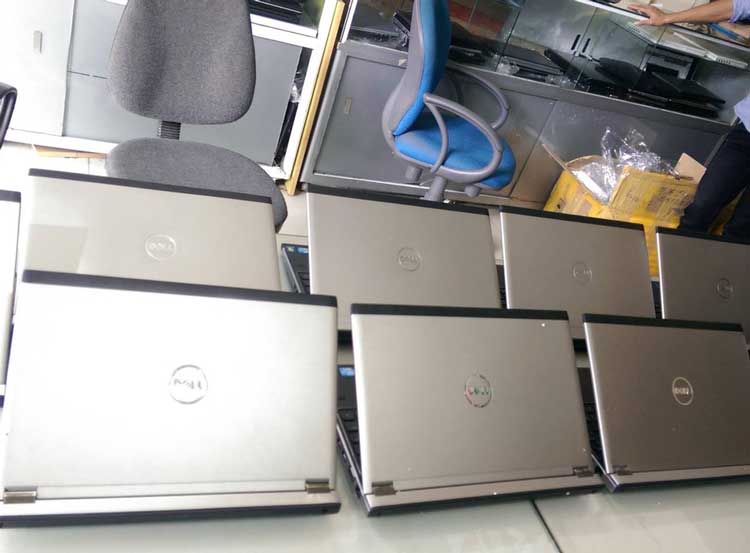 Laptop Dell cũ